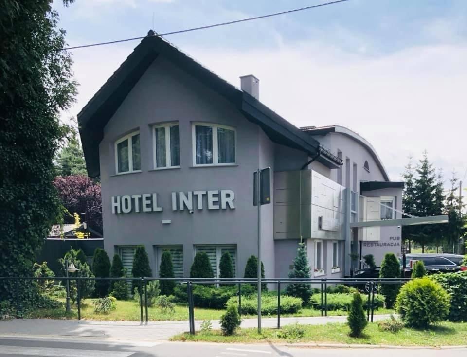 Bielany Wrocławskie Hotel Inter מראה חיצוני תמונה