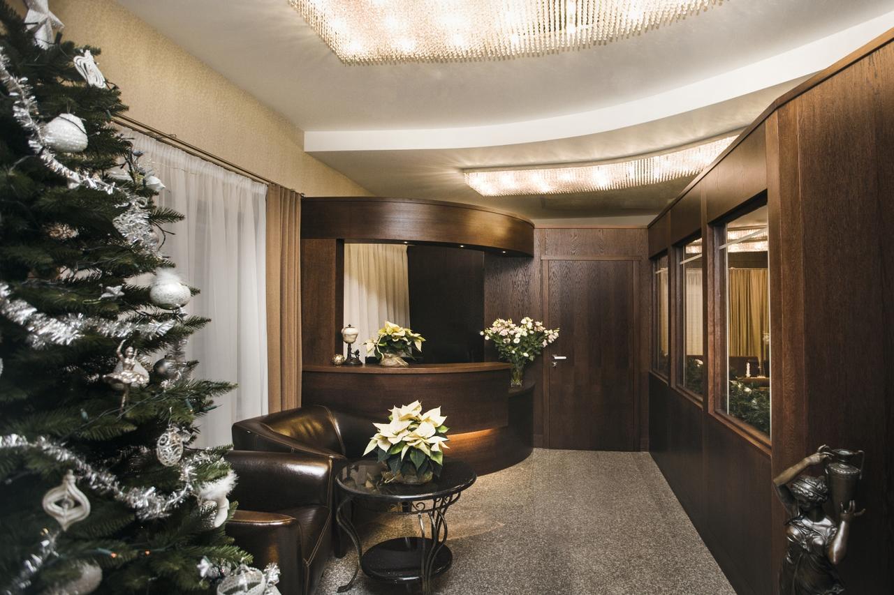 Bielany Wrocławskie Hotel Inter מראה חיצוני תמונה